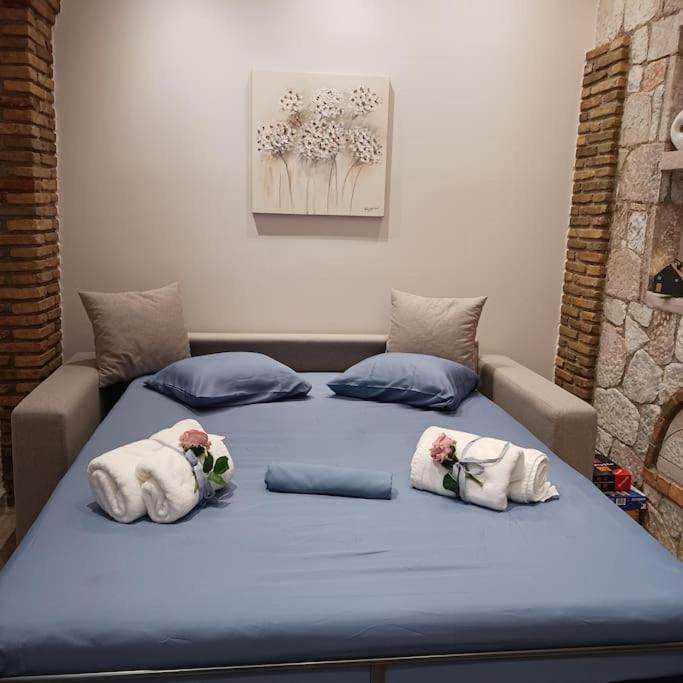 Boutique Eptalofos 15Min From Airport And Sea Apartment Kouvaras ภายนอก รูปภาพ