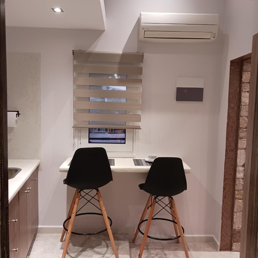 Boutique Eptalofos 15Min From Airport And Sea Apartment Kouvaras ภายนอก รูปภาพ
