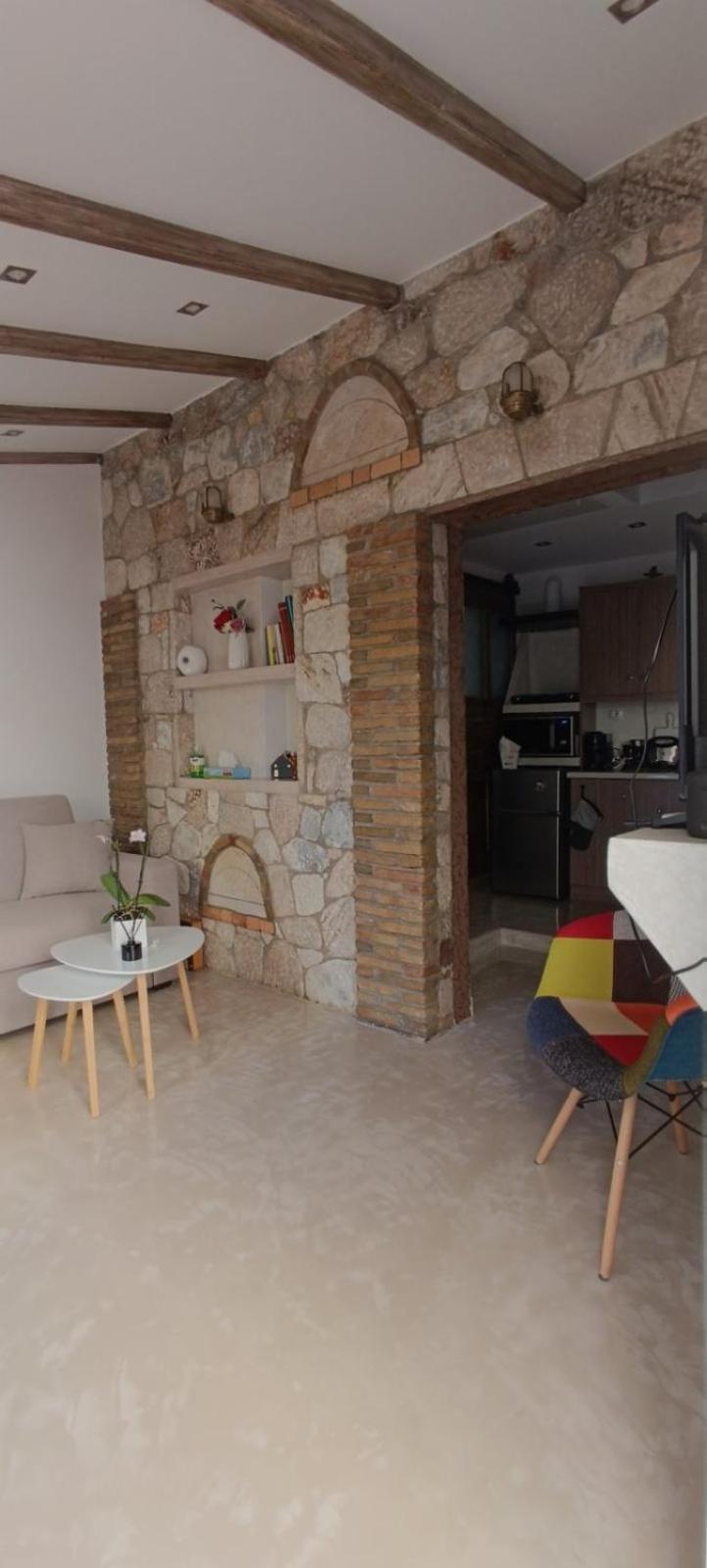 Boutique Eptalofos 15Min From Airport And Sea Apartment Kouvaras ภายนอก รูปภาพ